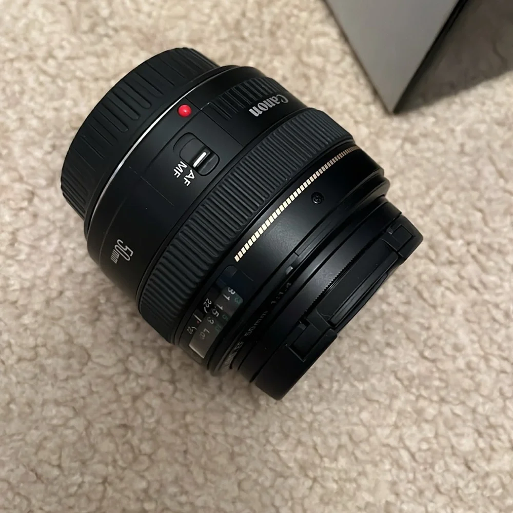 Canon lense 50 mm 1.4